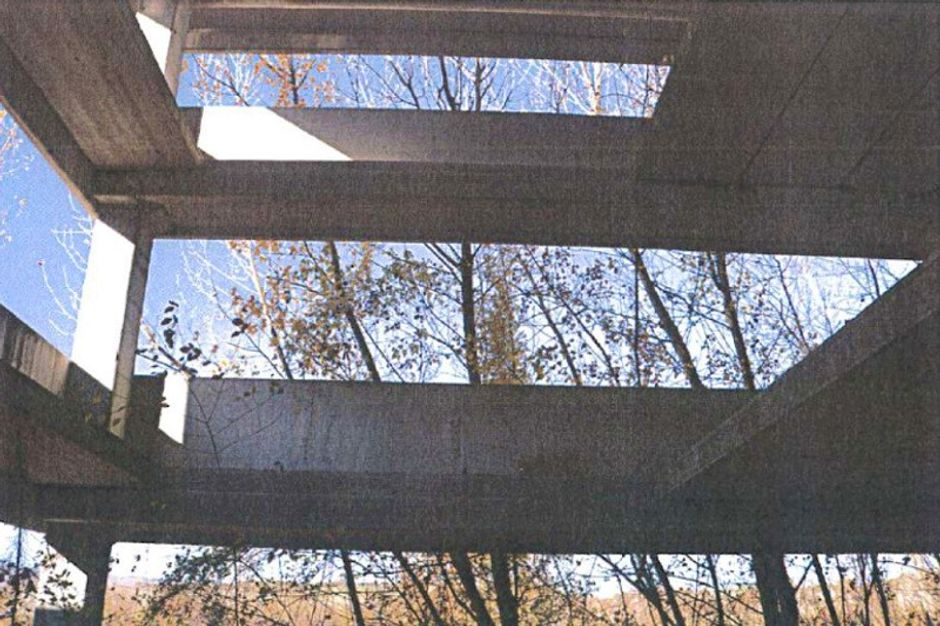 #7040 Complesso produttivo parzialmente edificato in vendita - foto 5