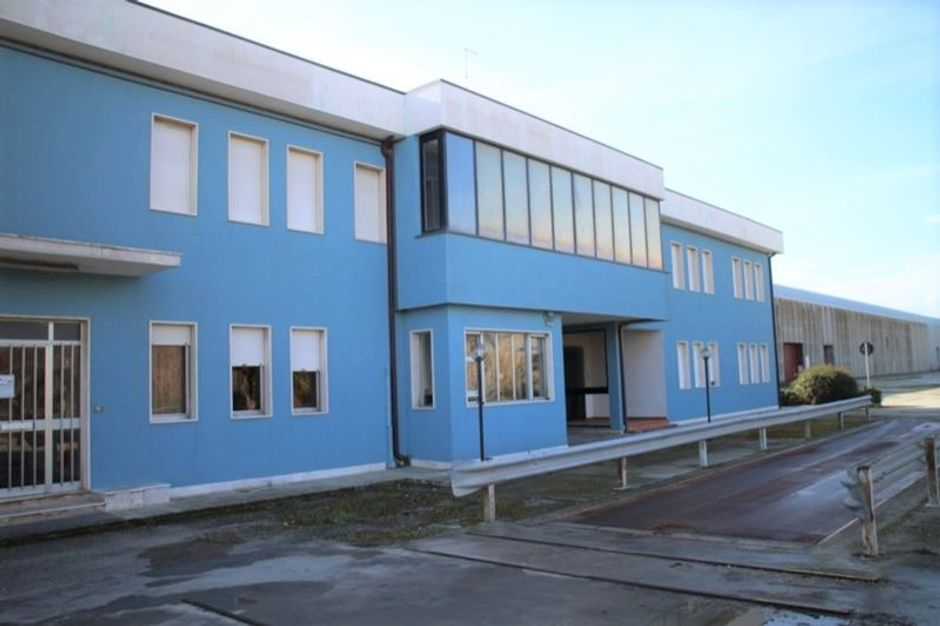 #7042 Liquidazione complesso aziendale di produzione tubi in vendita - foto 2