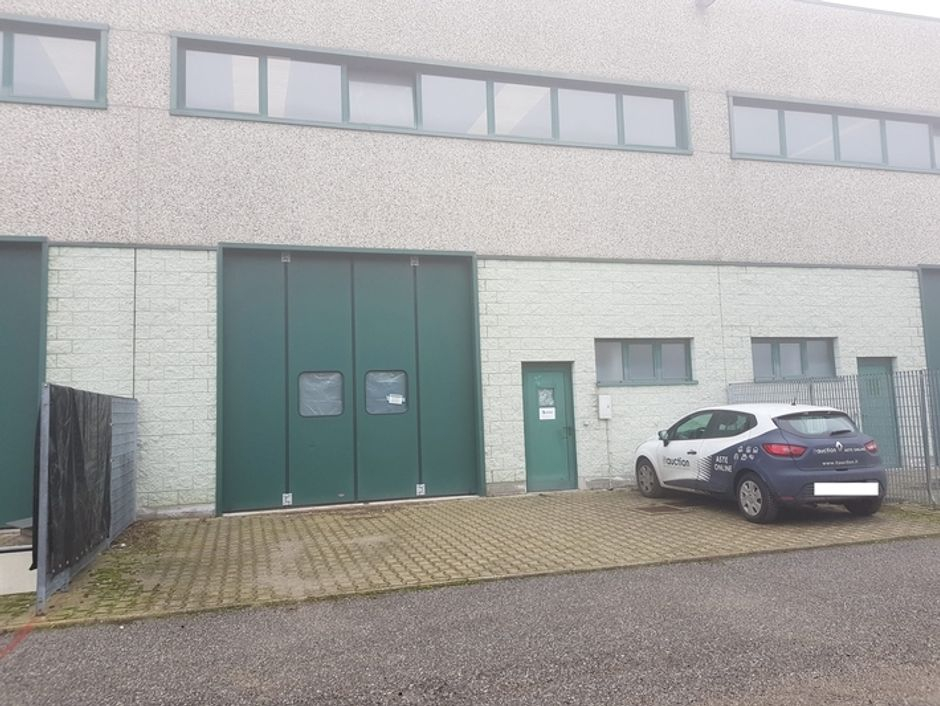 #7054 Capannone industriale con area esterna in vendita - foto 10