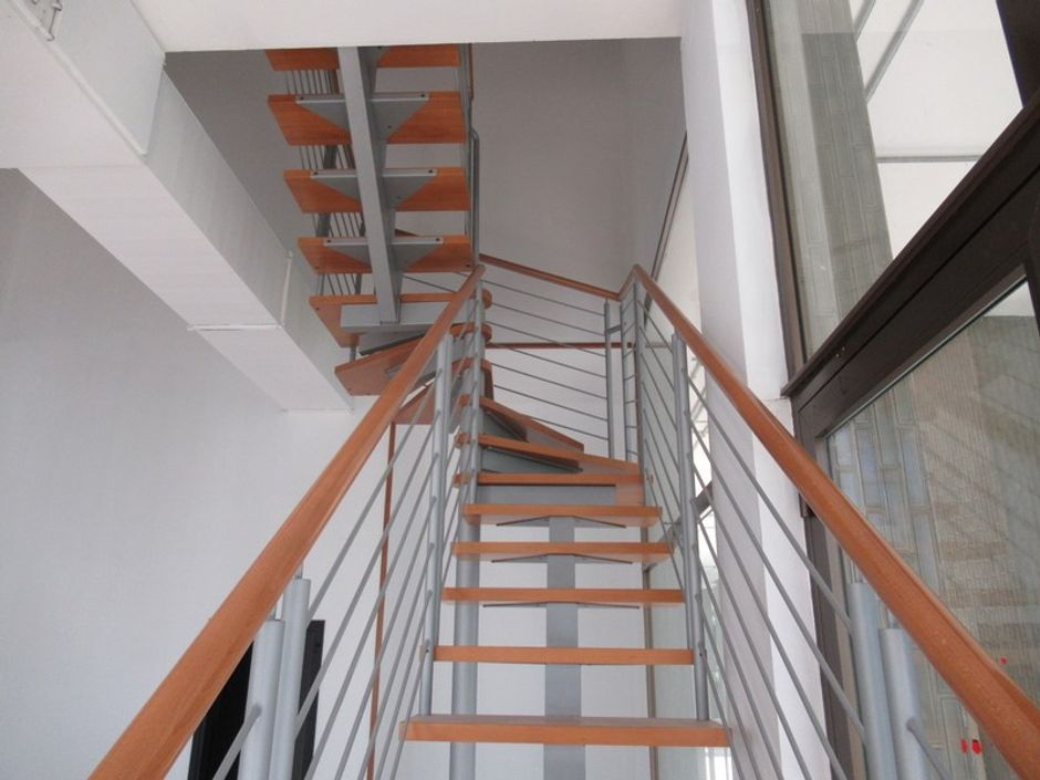 #7067 Locale commerciale su due livelli in vendita - foto 6