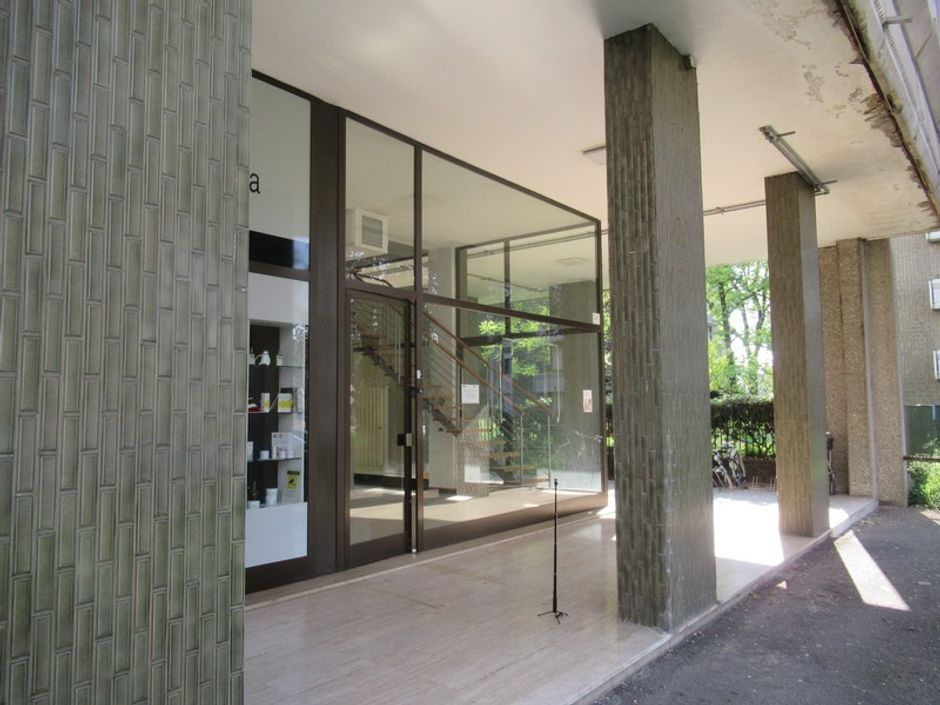 #7067 Locale commerciale su due livelli in vendita - foto 9