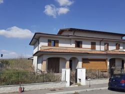 Semi detached house in advanced condition - Lot 7087 (Auction 7087)