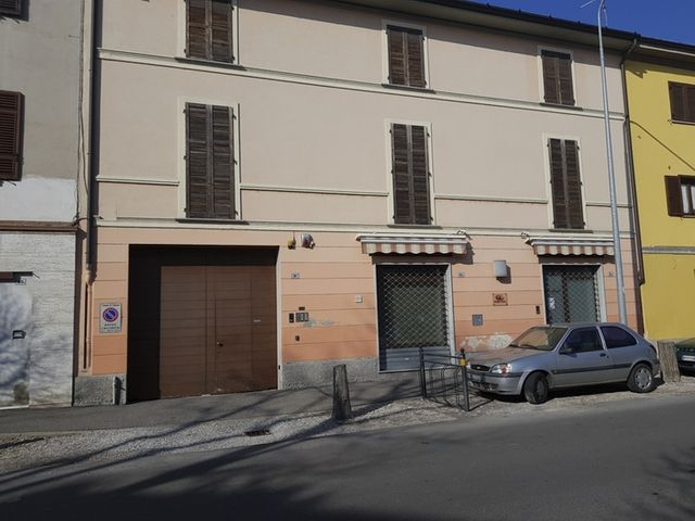 Grandi dimensioni in vendita