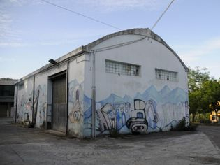 Capannoni artigianali in vendita