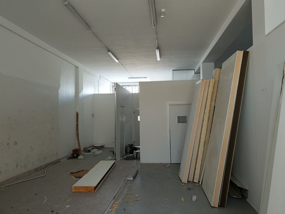 #7132 Laboratorio con corte privata (sub 13) e lastrico in vendita - foto 4