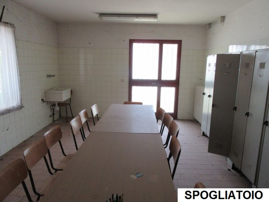 #723 Capannone industriale con abitazione e terreno edificabile in vendita - foto 9