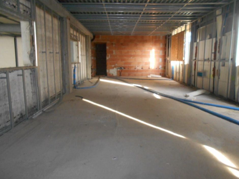 #7297 Fabbricato artigianale con palazzina uffici al grezzo in vendita - foto 8