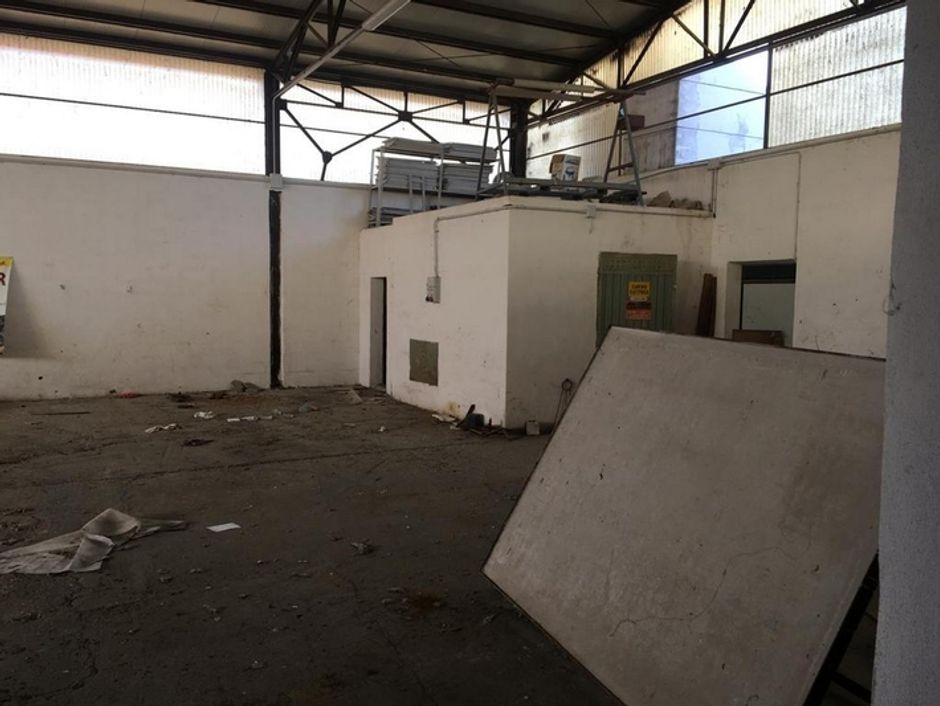 #7305 Capannone industriale con corte in vendita - foto 3
