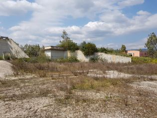 Capannoni artigianali in vendita