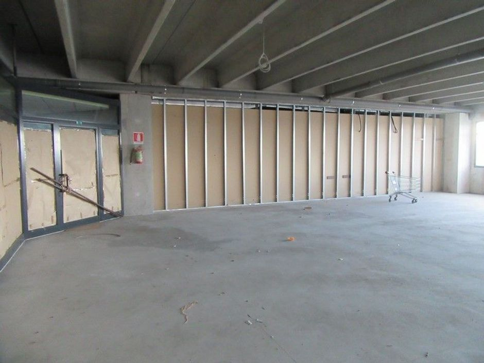 #7421 Negozio in costruzione in complesso commerciale in vendita - foto 5