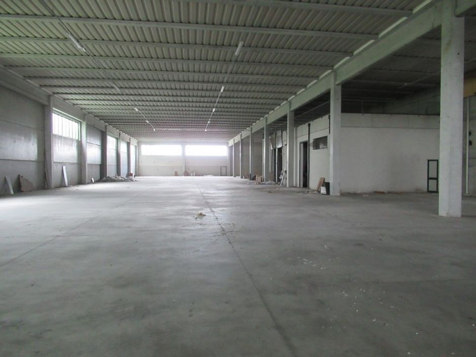 #7448 Capannone industriale in vendita - foto 2