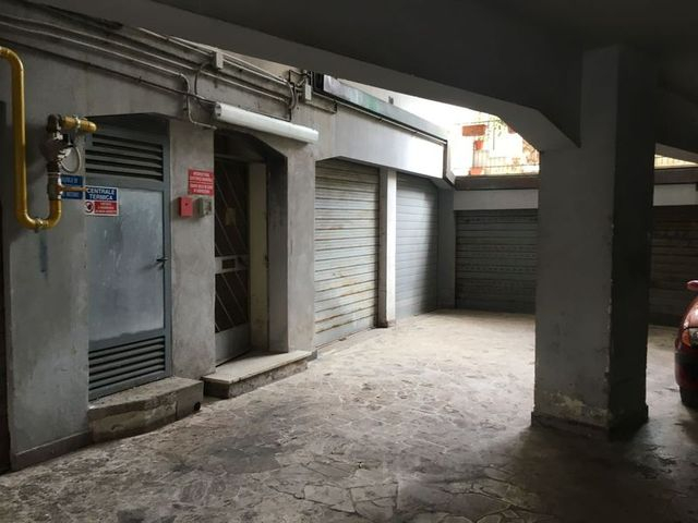 Grandi dimensioni in vendita