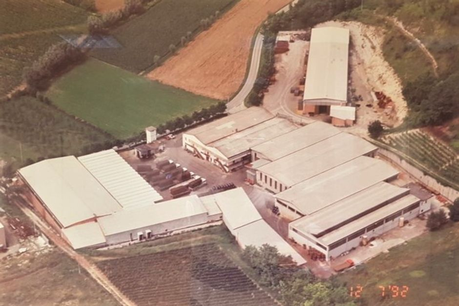#7550 Complesso industriale in territorio rurale in vendita - foto 1