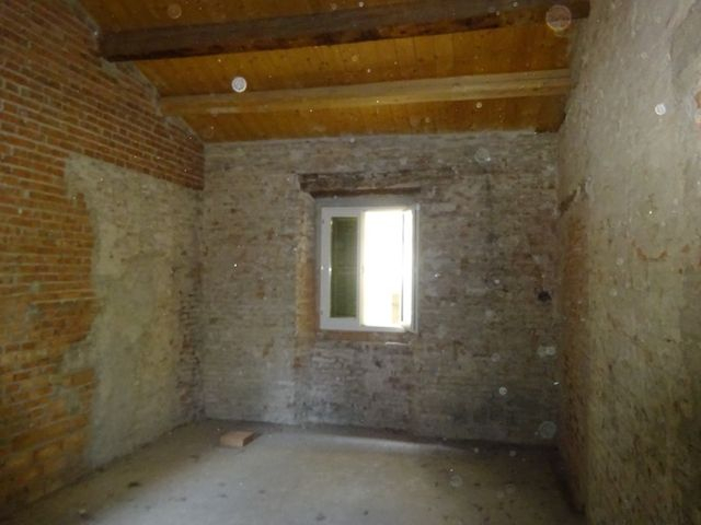 Palazzi in vendita