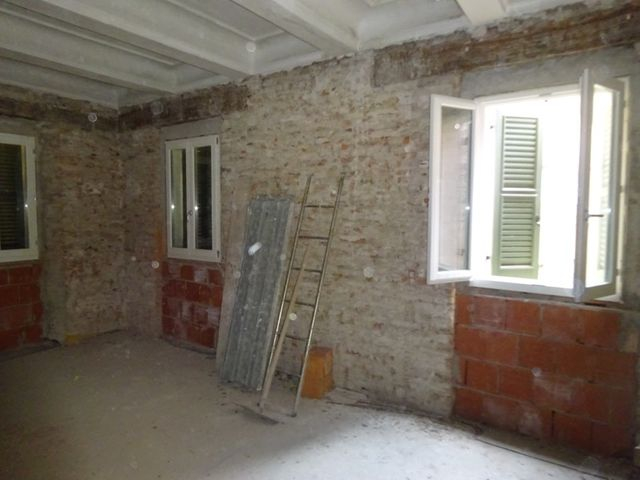 Palazzi in vendita