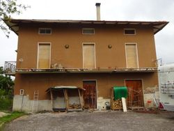 Villa Bifamiliare In Vendita Case Bifamiliari Real Estate Discount