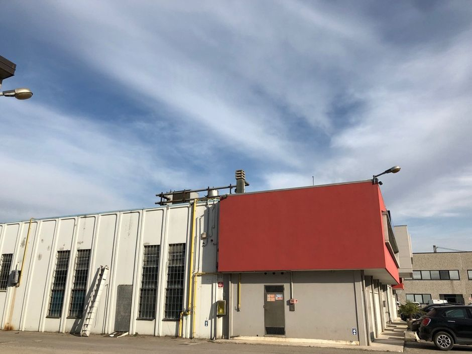 #7593 Capannone industriale di 2.350 mq in vendita - foto 4