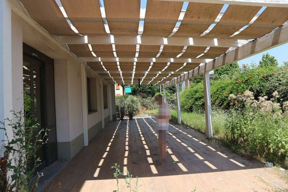 #7608 Porzione di edificio adibito a ristorante/pizzeria in vendita - foto 8