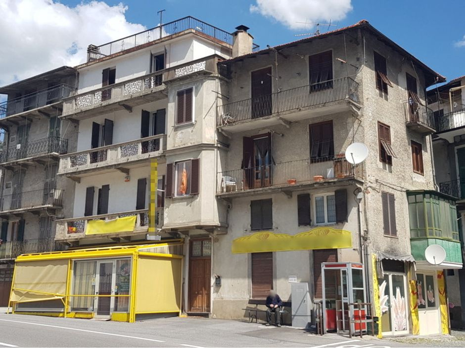 #7691 Negozio con appartamento al grezzo in vendita - foto 9