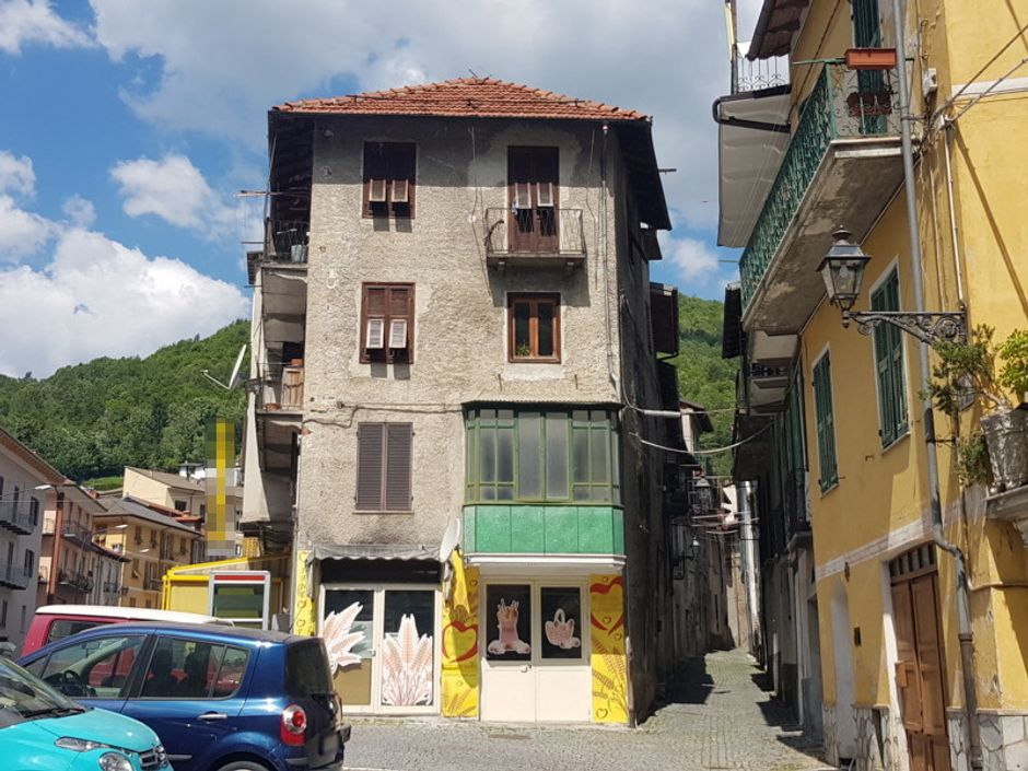 #7691 Negozio con appartamento al grezzo in vendita - foto 10