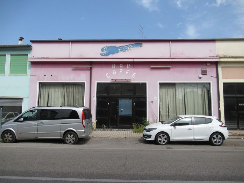 #7695 Locale commerciale di 397 mq in vendita - foto 1