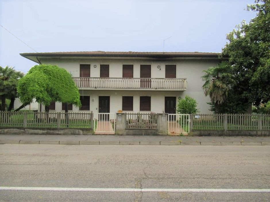 #7699 Negozio al piano terra di casa singola in vendita - foto 3