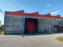 Portion of an industrial building of , square meters - Lot 7715 (Auction 7715)