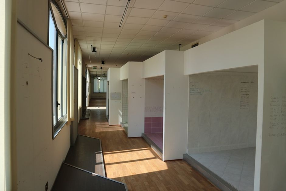 #7745 Complesso commerciale con porzione di terreno edificabile in vendita - foto 12