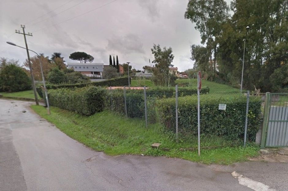 #7869 Piccoli magazzini e terreno per parco in vendita - foto 4