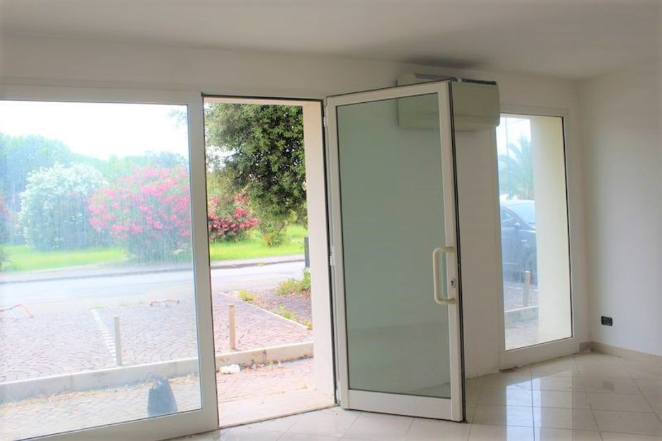 #7917 Locale commerciale di 36 mq - sub 5 in vendita - foto 4