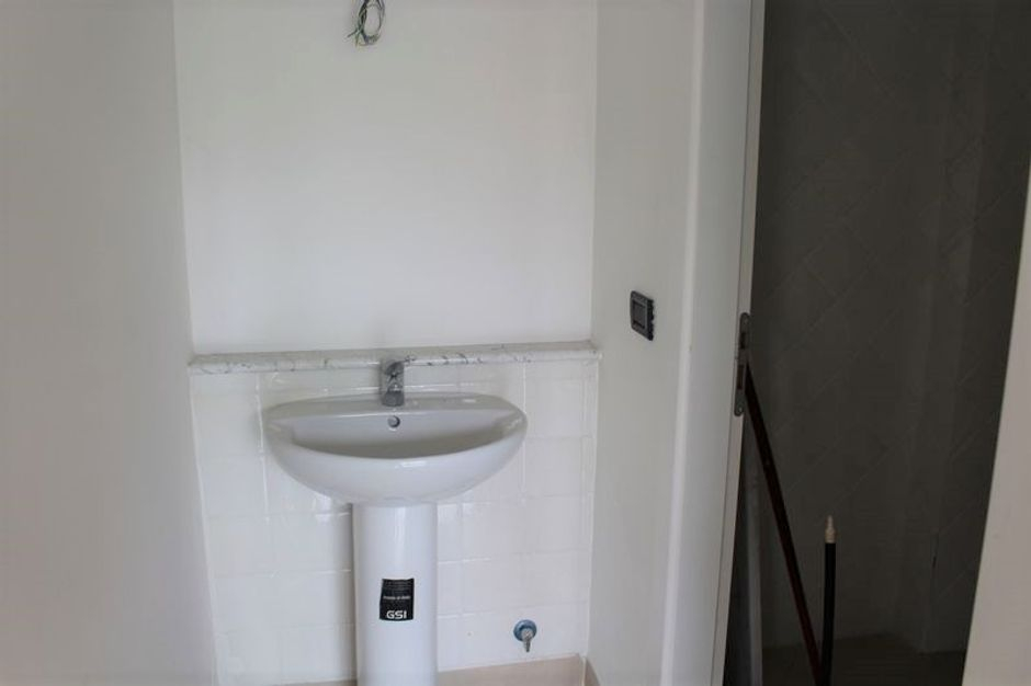 #7917 Locale commerciale di 36 mq - sub 5 in vendita - foto 5