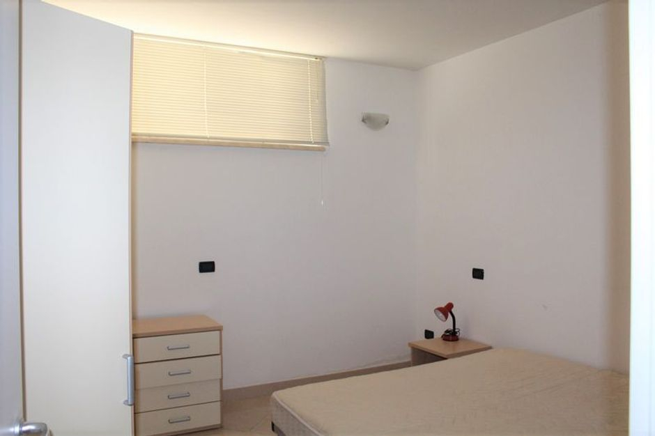 #7919 Locale commerciale di 51 mq - sub 7 in vendita - foto 4