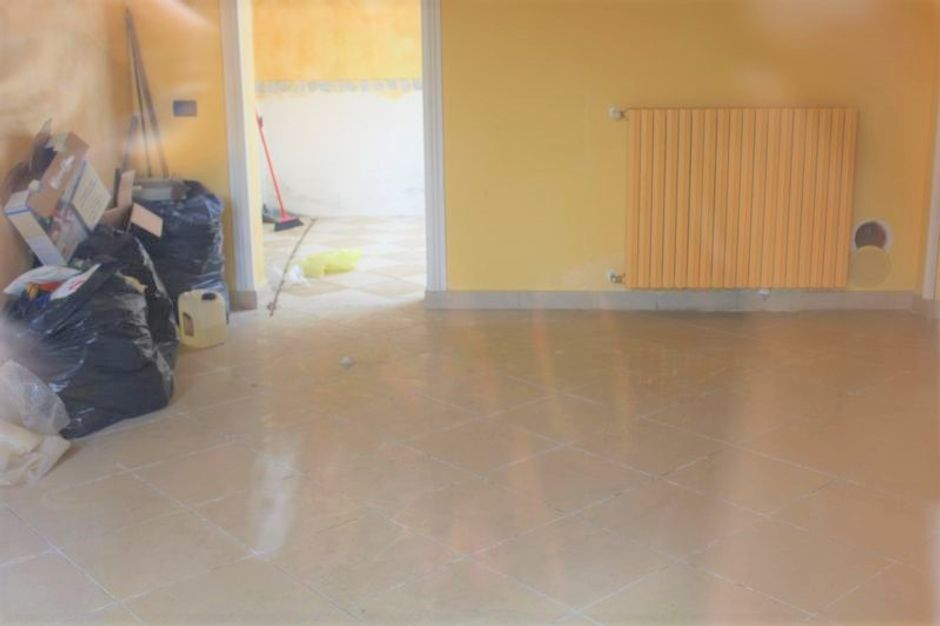 #7920 Locale commerciale di 63 mq con resede esclusiva - sub 8 in vendita - foto 6