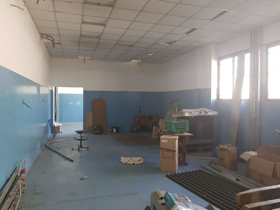 #7969 Due laboratori industriali con posti auto in vendita - foto 4