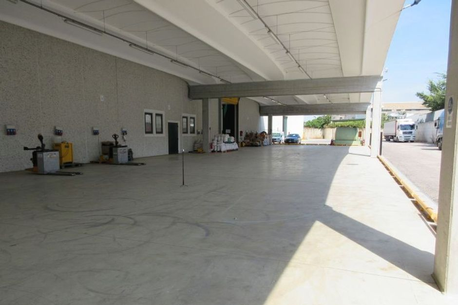 #8023 Capannone con uffici per attività logistiche: ex R.C.G. Service S.r.l. in  liquidazione in concordato preventivo in vendita - foto 4