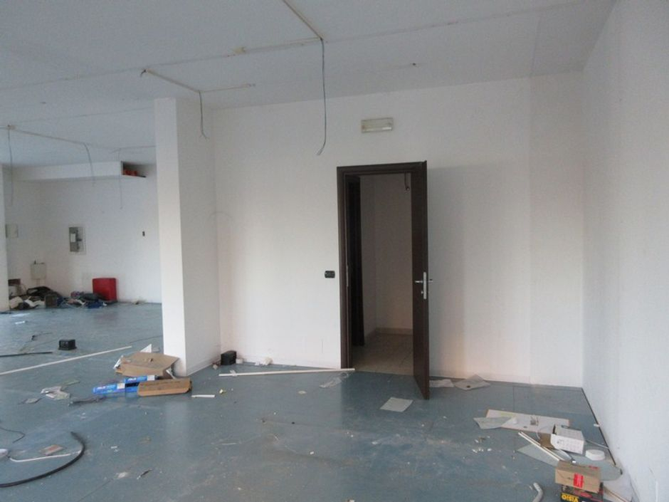#8079 Negozio di 111 mq in complesso residenziale in vendita - foto 7