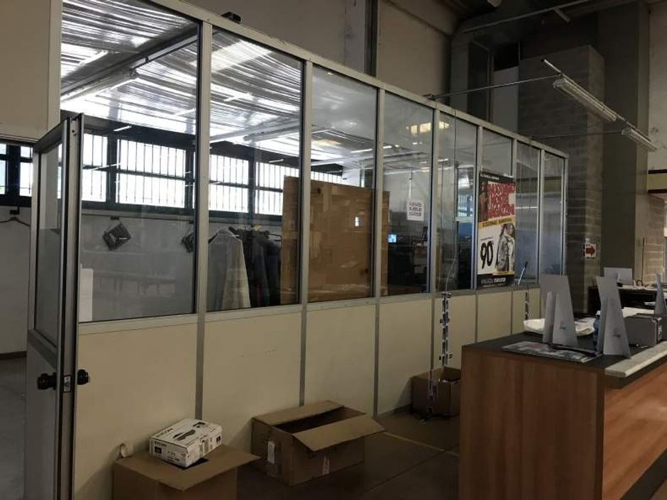 #8112 Porzione di capannone commerciale in vendita - foto 4
