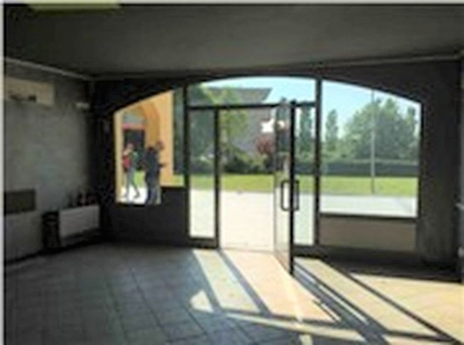 #8113 Negozio di 94 mq con cantina in vendita - foto 2