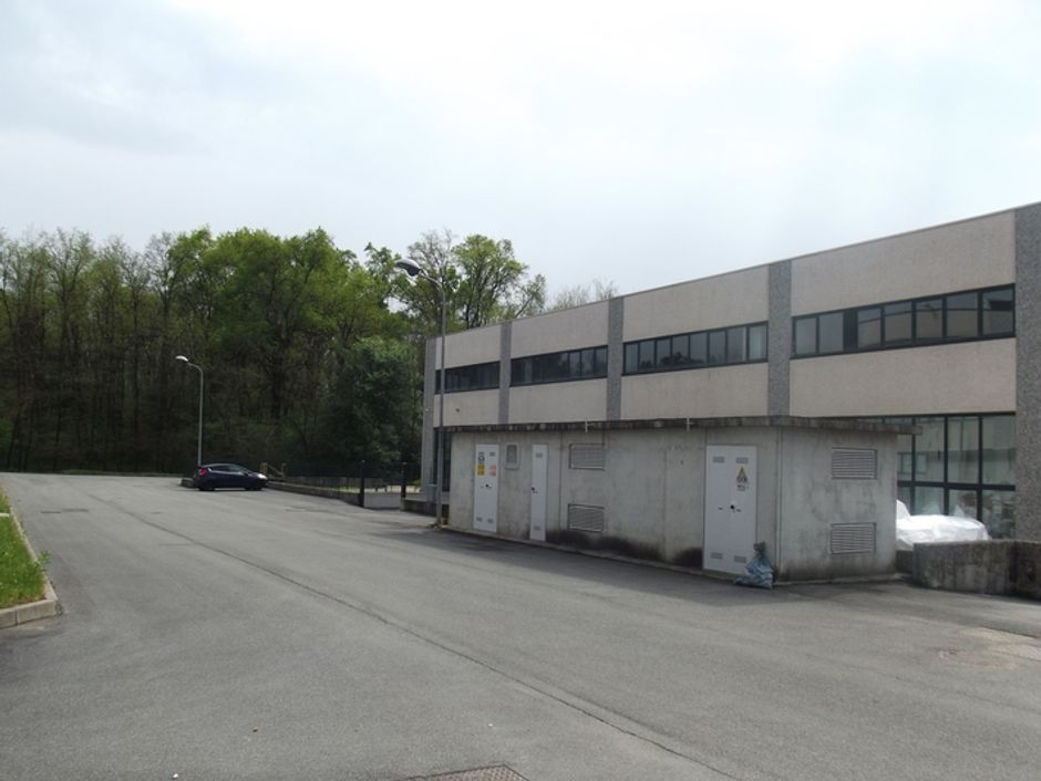 #8116 Porzione di capannone artigianale in vendita - foto 3