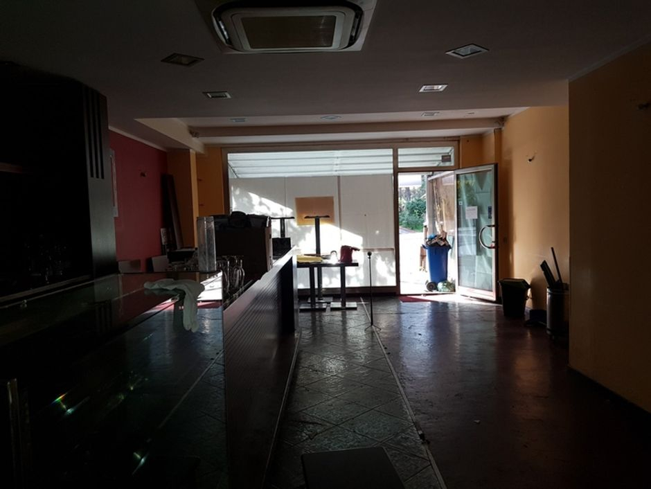 #8219 Negozio uso Bar di 73 mq in vendita - foto 6