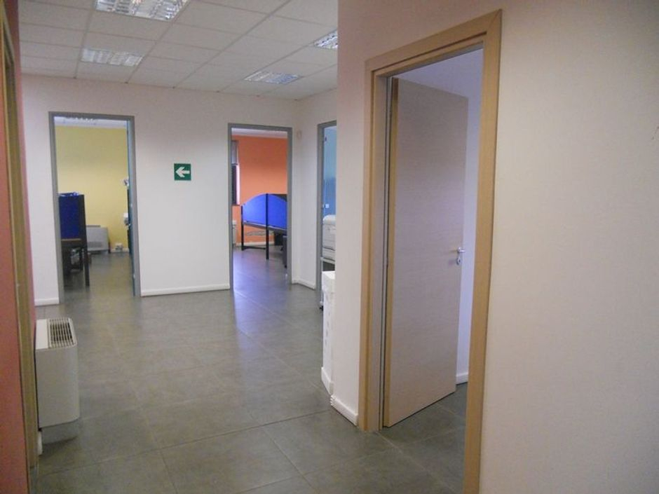 #8230 Complesso artigianale con area scoperta annessa in vendita - foto 5