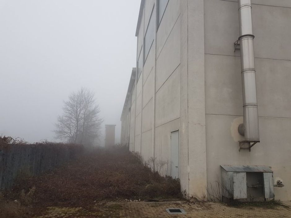 #8584 Capannone industriale con area esterna in vendita - foto 6