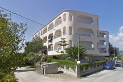 Ten apartments in a seaside resort - Lote 8589 (Subasta 8589)