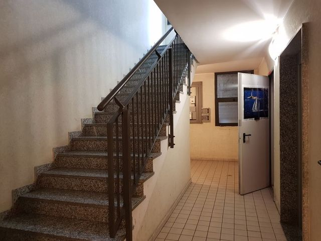 Negozi in vendita