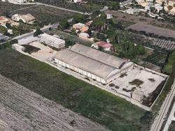 Industrial complex with offices and caretaker house - Lot 8614 (Auction 8614)