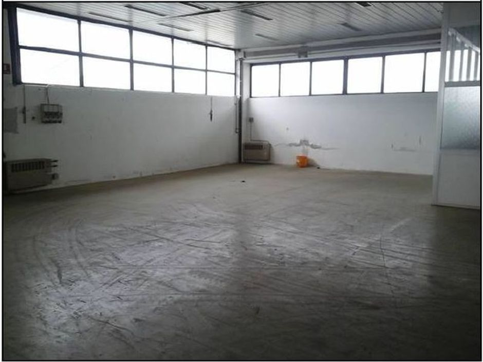 #8630 Capannone industriale con corte in vendita - foto 3