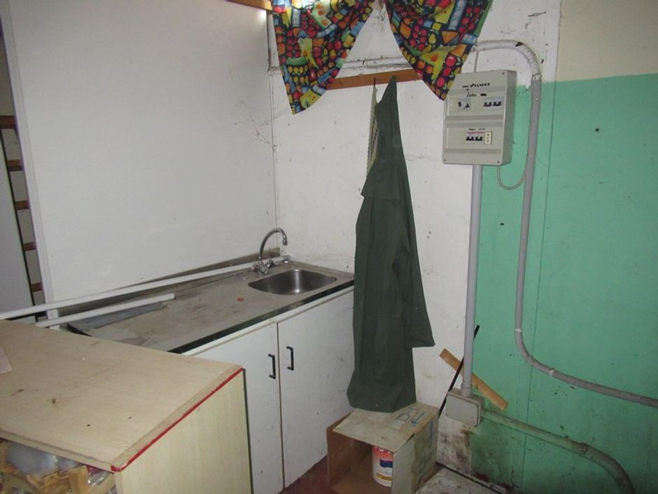 #8644 Deposito per vendita prodotti con pertinenza esclusiva in vendita - foto 10