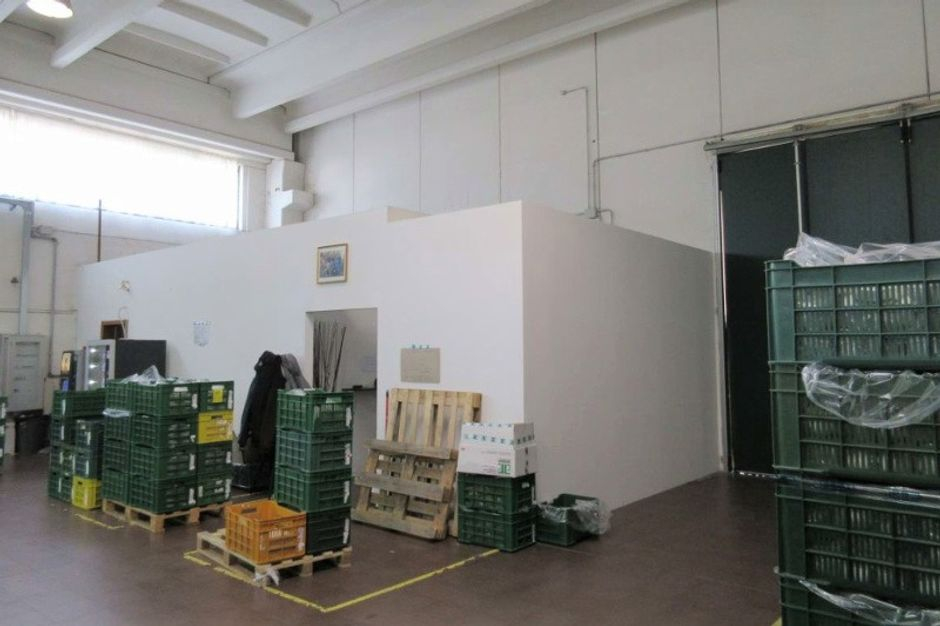 #8658 Laboratorio artigianale e corte privata in vendita - foto 2