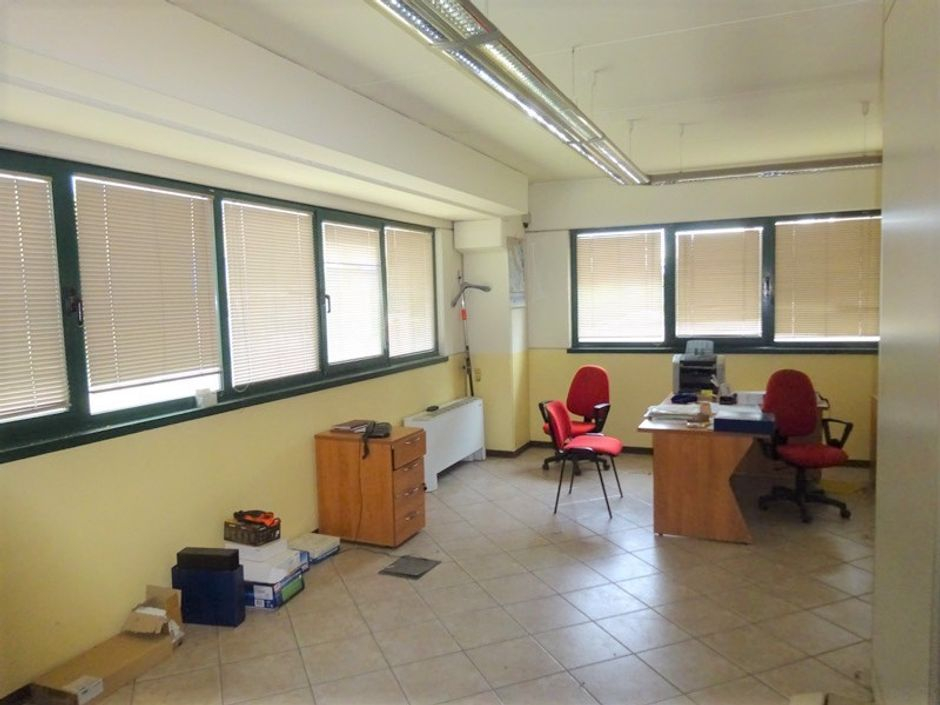 #8663 Capannone artigianale con uffici e corte privata in vendita - foto 6