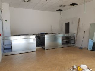 Immobili commerciali in vendita